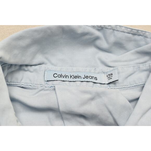 Calvin Klein Jeans Women's Light Blue Tencel Lyocell Short Sleeve Top - Picture 8 of 8